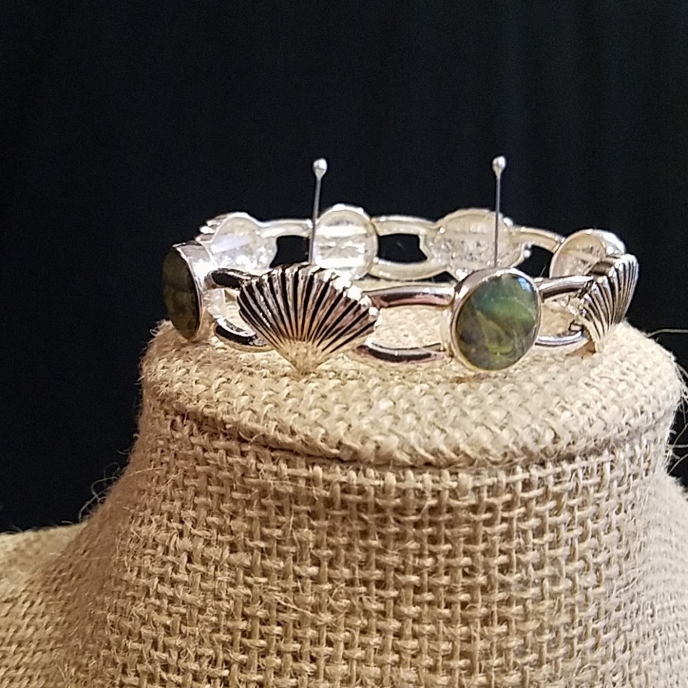 Silver tone scallop bracelet
